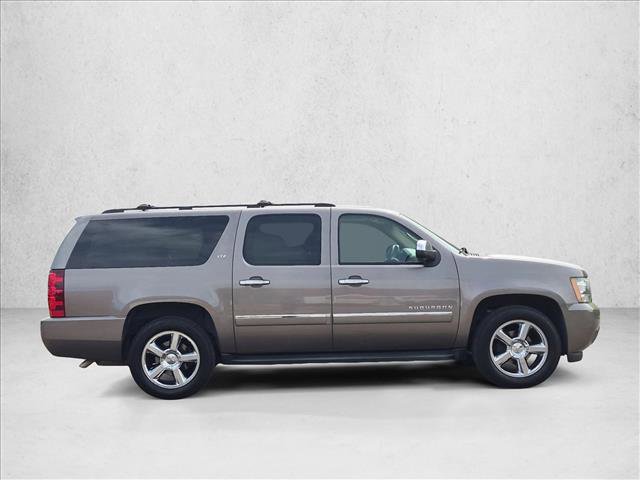Used 2011 Chevrolet Suburban LTZ RWD image 4