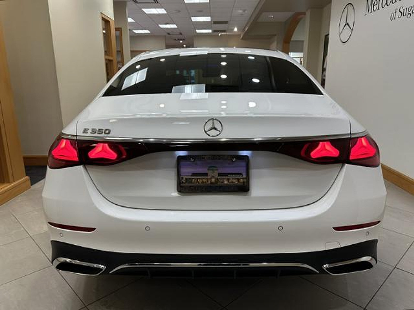 Used 2025 Mercedes-Benz E 350 Sedan w/ Winter Package image 4