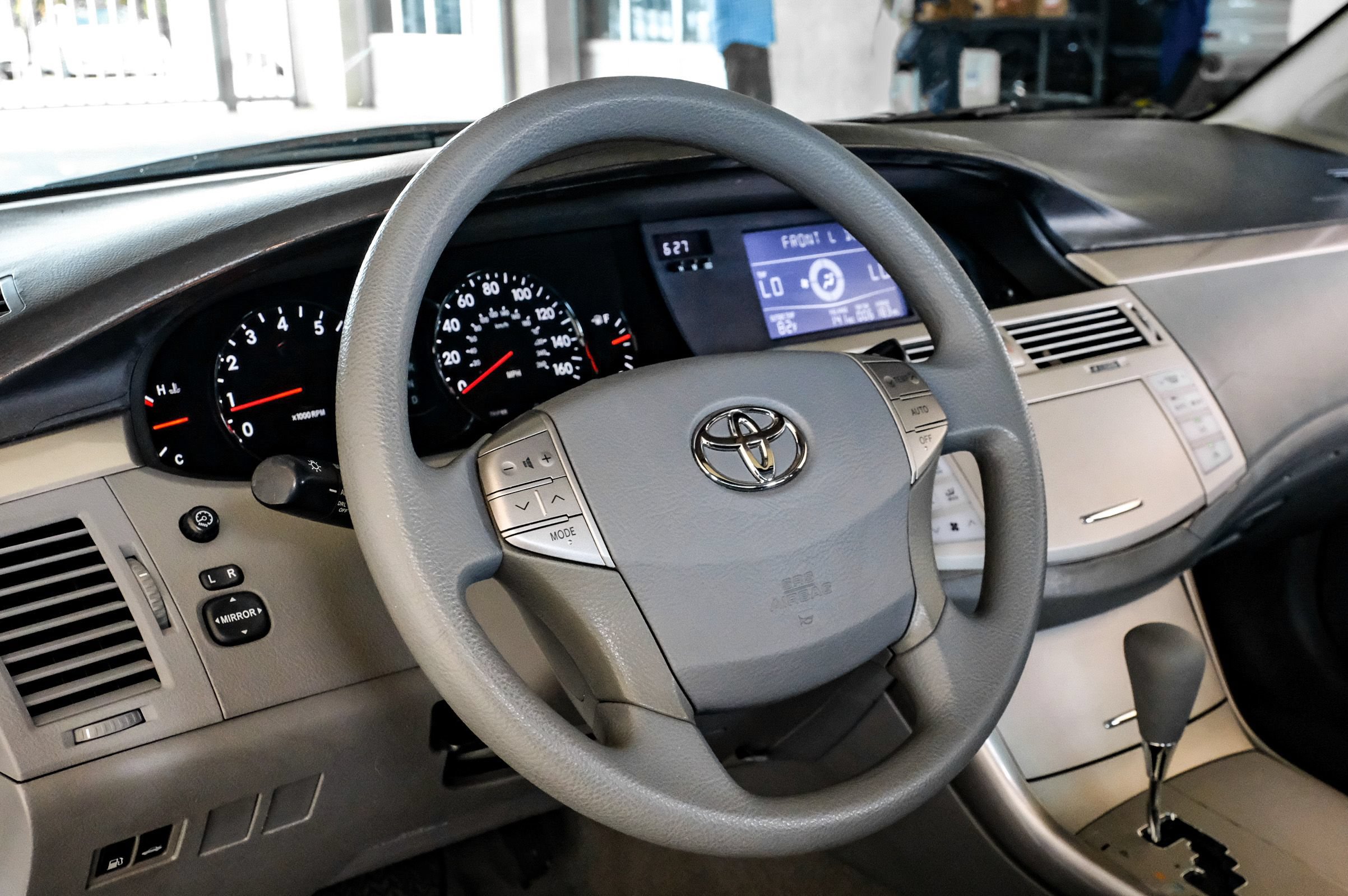 Used 2007 Toyota Avalon XL FWD image 15