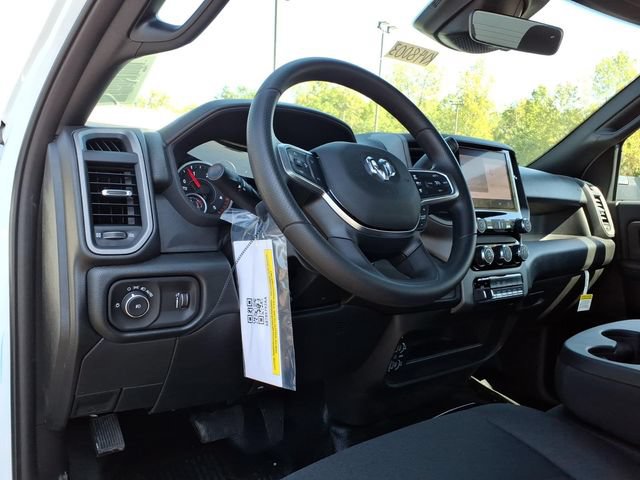 New 2027 RAM 3500 Tradesman AWD/4WD image 14
