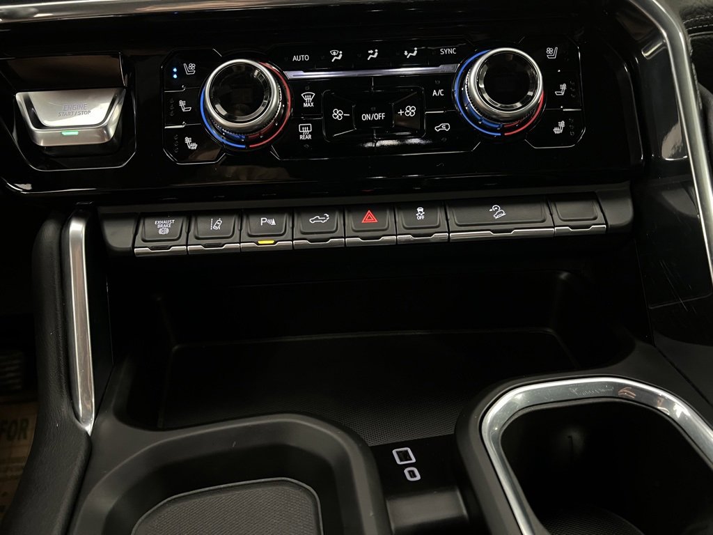 Used 2024 GMC Sierra 3500 Denali w/ Denali Reserve Package image 42