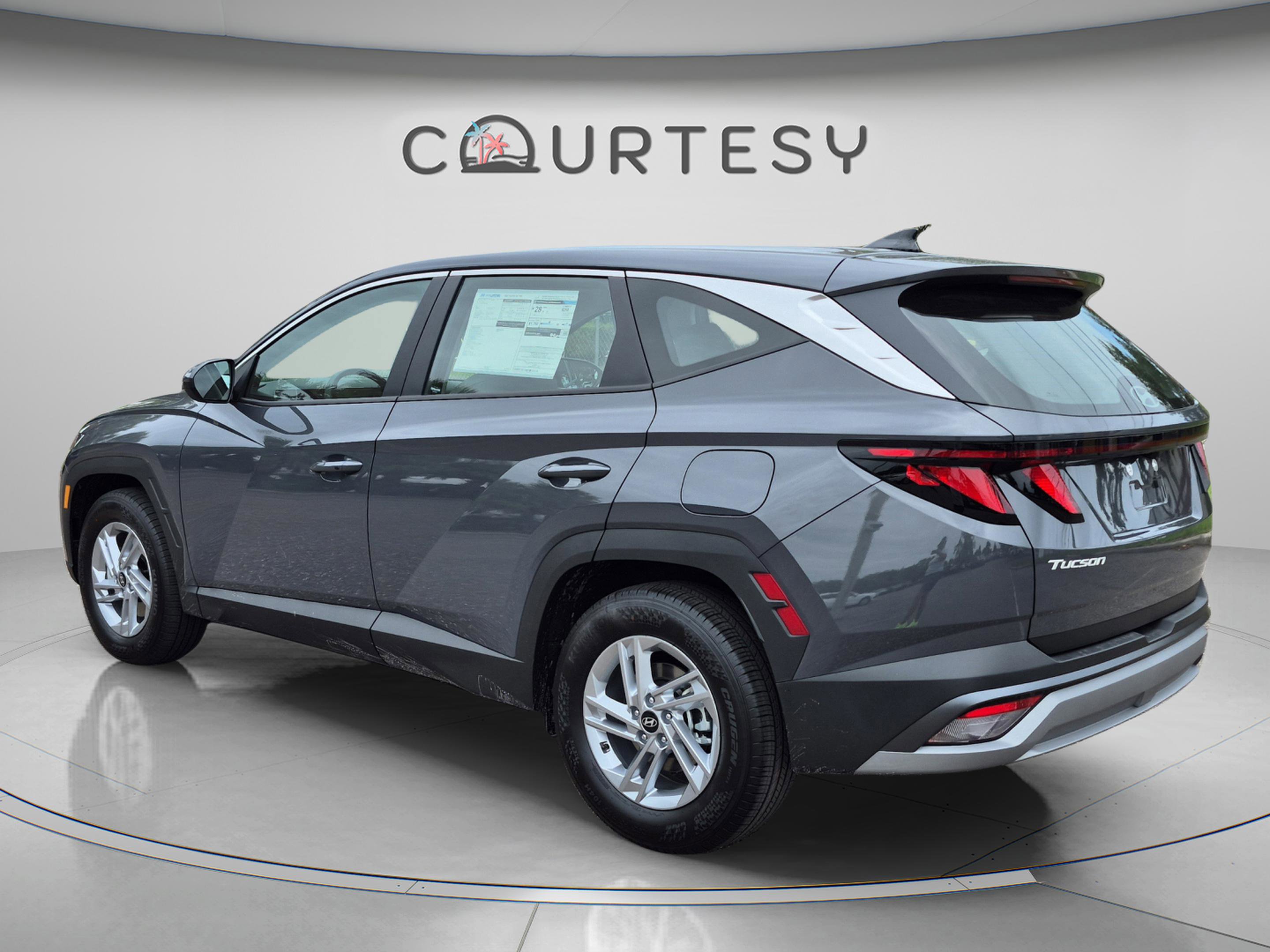 New 2026 Hyundai Tucson SE FWD image 3