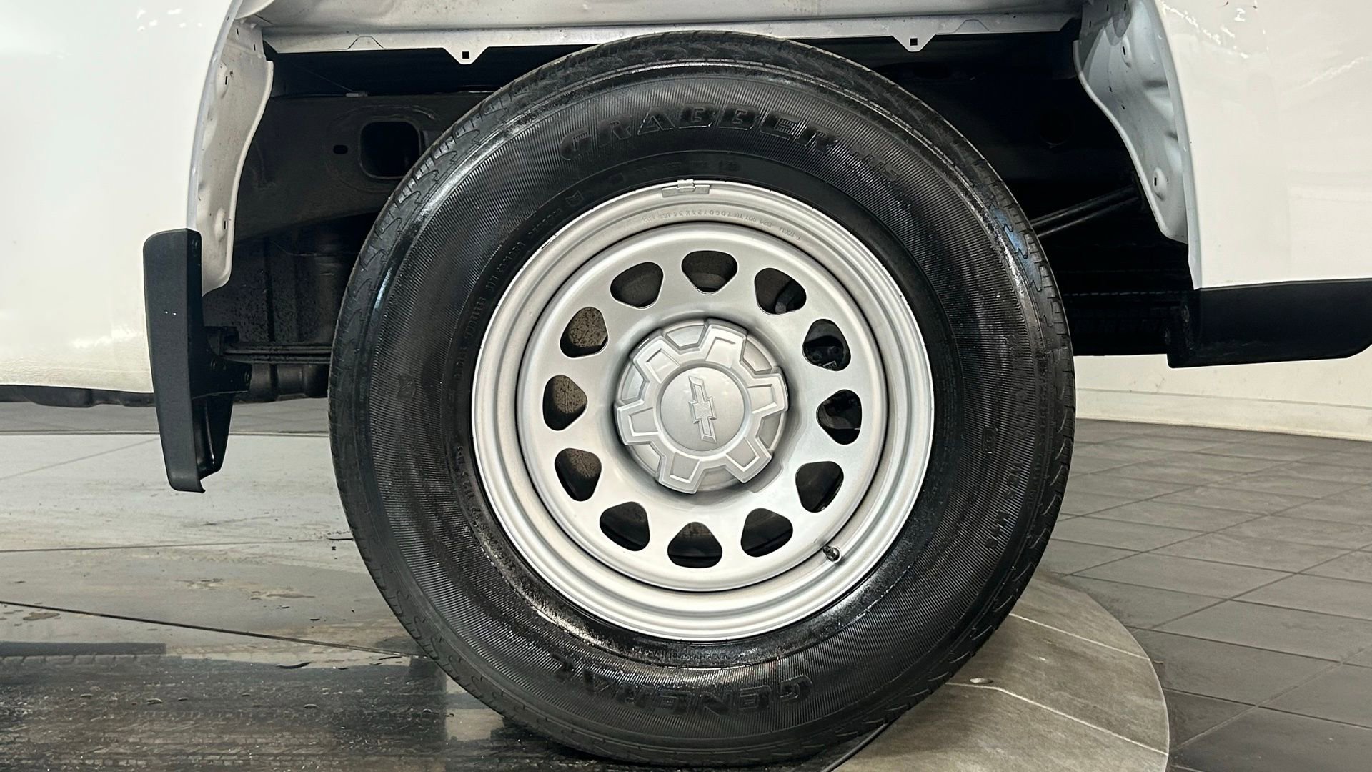 Used 2023 Chevrolet Silverado 1500 W/T RWD image 21
