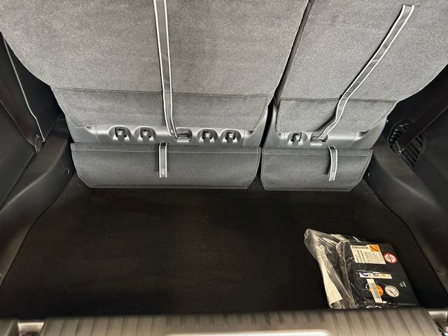 New 2027 Chrysler Pacifica Select FWD image 20