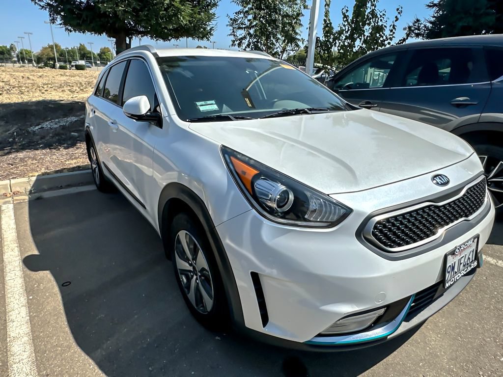 Used 2018 Kia Niro EX FWD image 1