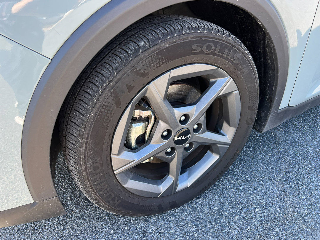 Used 2025 Kia K4 LXS image 9