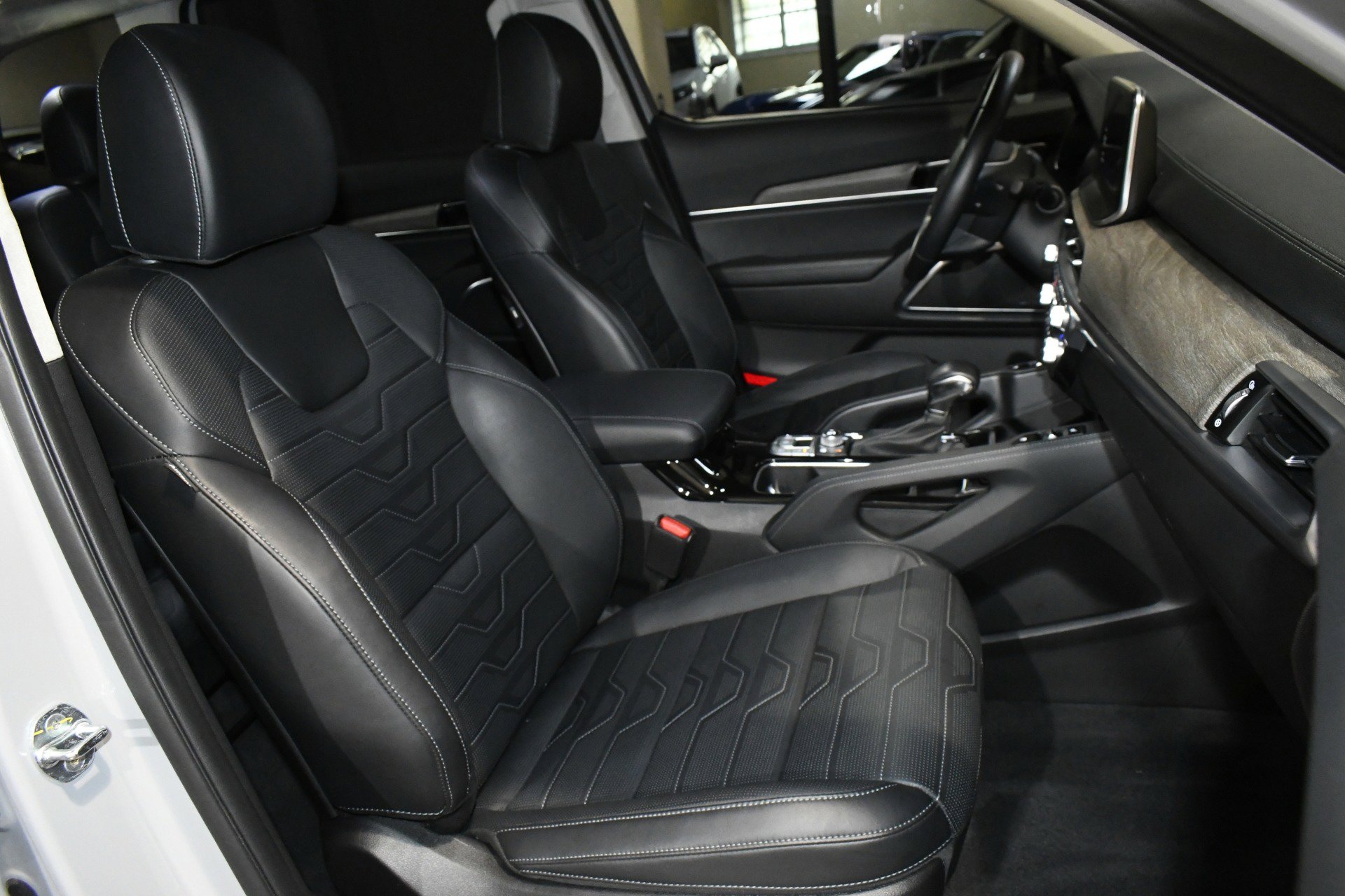 Used 2022 Kia Telluride SX w/ SX Prestige Package image 8