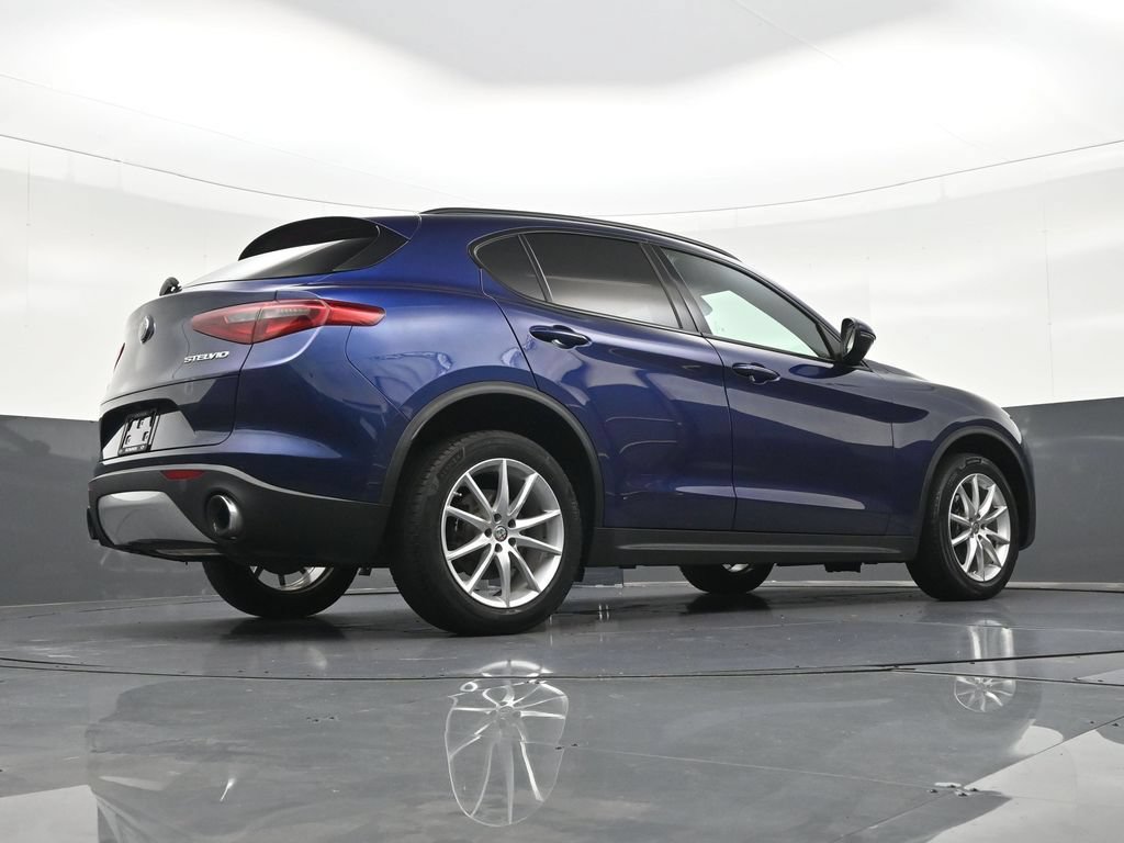 Used 2018 Alfa Romeo Stelvio Ti Sport AWD/4WD image 41