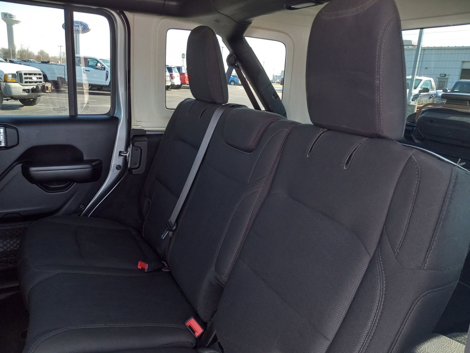 Used 2019 Jeep Wrangler Unlimited Sport S AWD/4WD image 12