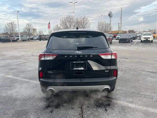Used 2022 Ford Escape SEL image 9