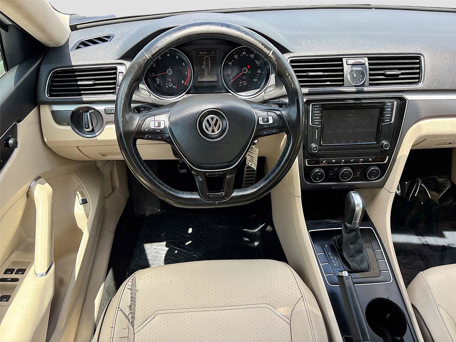Used 2017 Volkswagen Passat 1.8T R-Line w/ R-Line Lighting Package FWD image 21