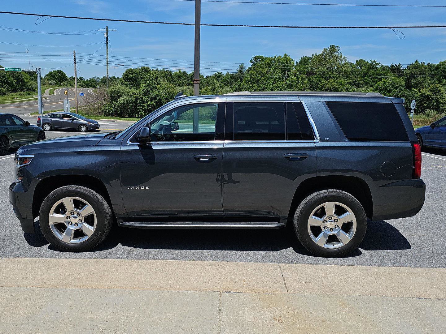 Used 2019 Chevrolet Tahoe LT w/ Max Trailering Package AWD/4WD image 3