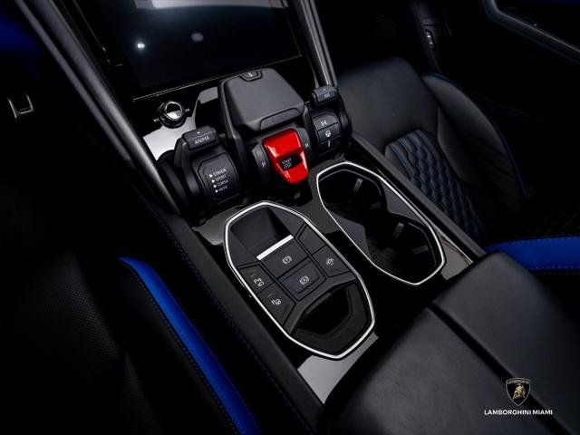 Used 2023 Lamborghini Urus S AWD/4WD image 30