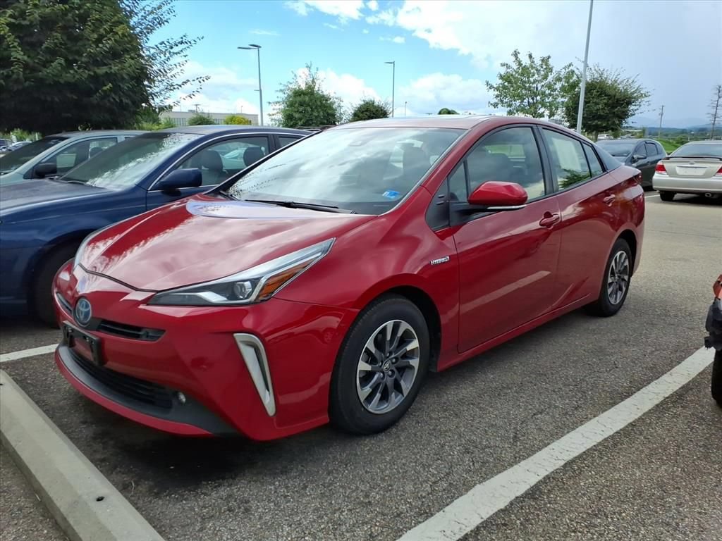 Used 2022 Toyota Prius XLE w/ Advanced Technology Package FWD image 6