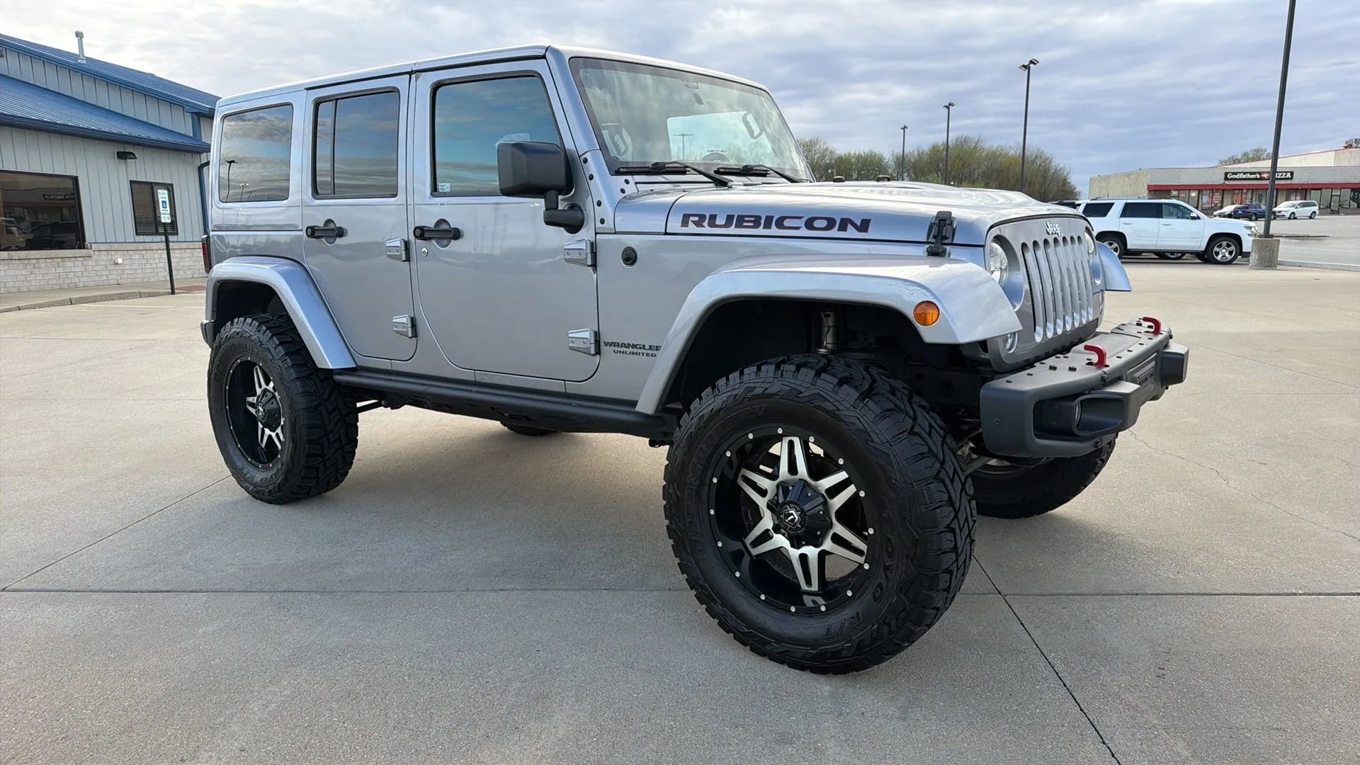 Used 2016 Jeep Wrangler Unlimited Rubicon image 28