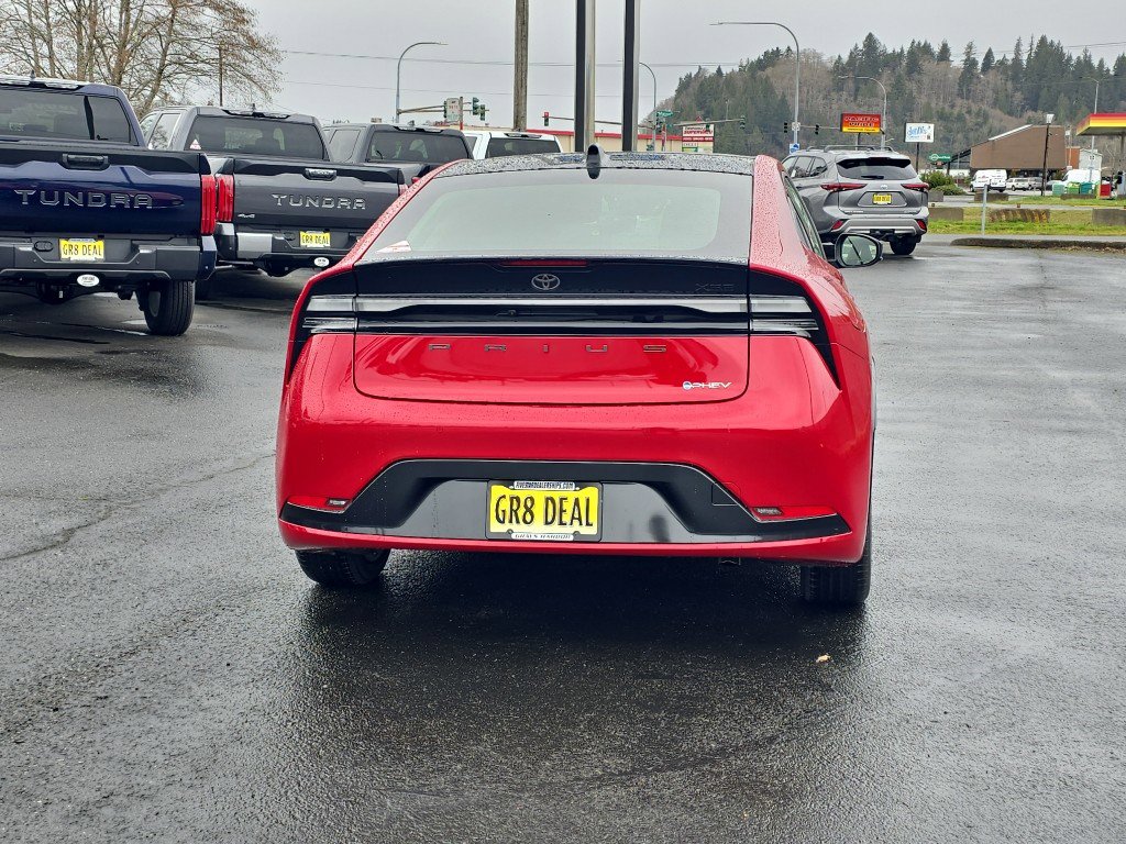 New 2026 Toyota Prius Plug-In Hybrid image 8