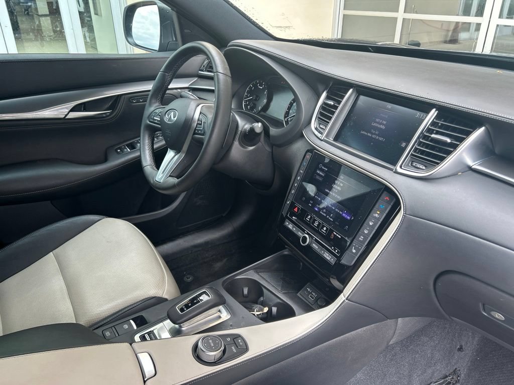 Used 2024 INFINITI QX55 Luxe w/ Cargo Package AWD/4WD image 15