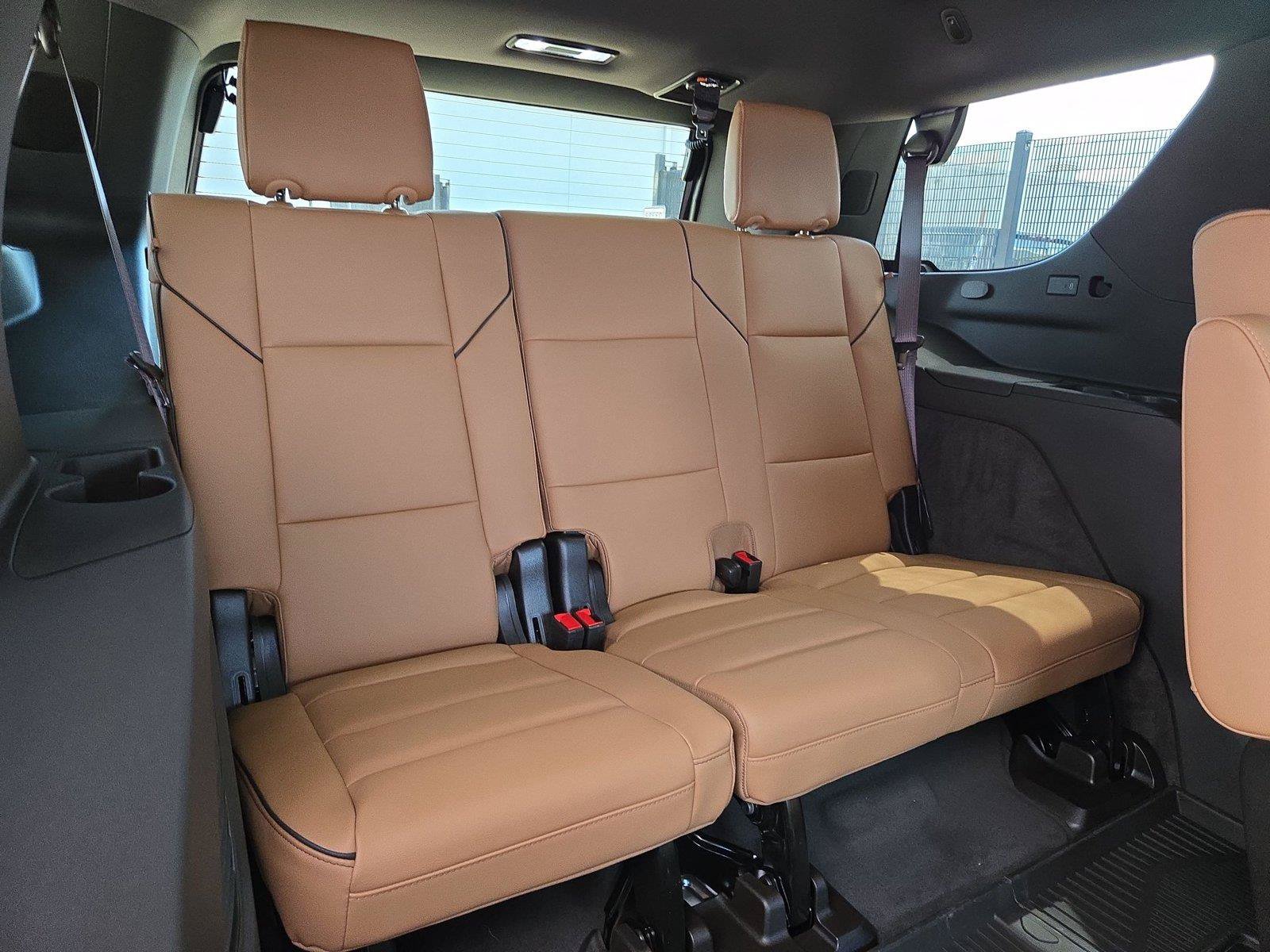 New 2026 Cadillac Escalade Luxury w/ Touring Package AWD/4WD image 31