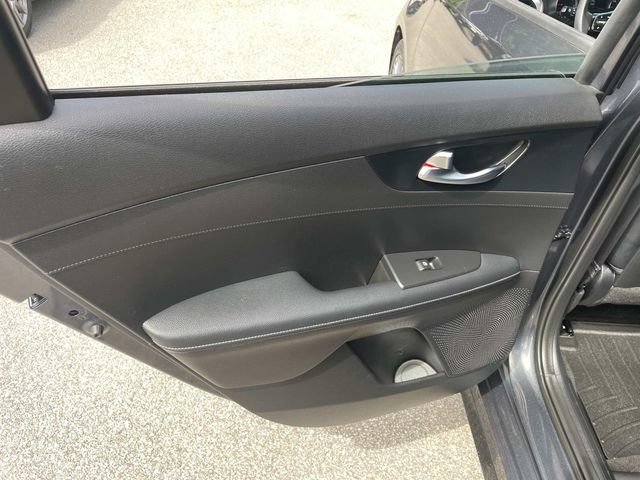 Used 2023 Kia Forte GT-Line w/ GT-Line Premium Package FWD image 18