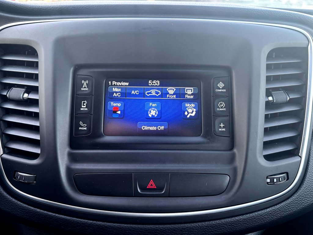 Used 2015 Chrysler 200 Limited w/ Convenience Group FWD image 15