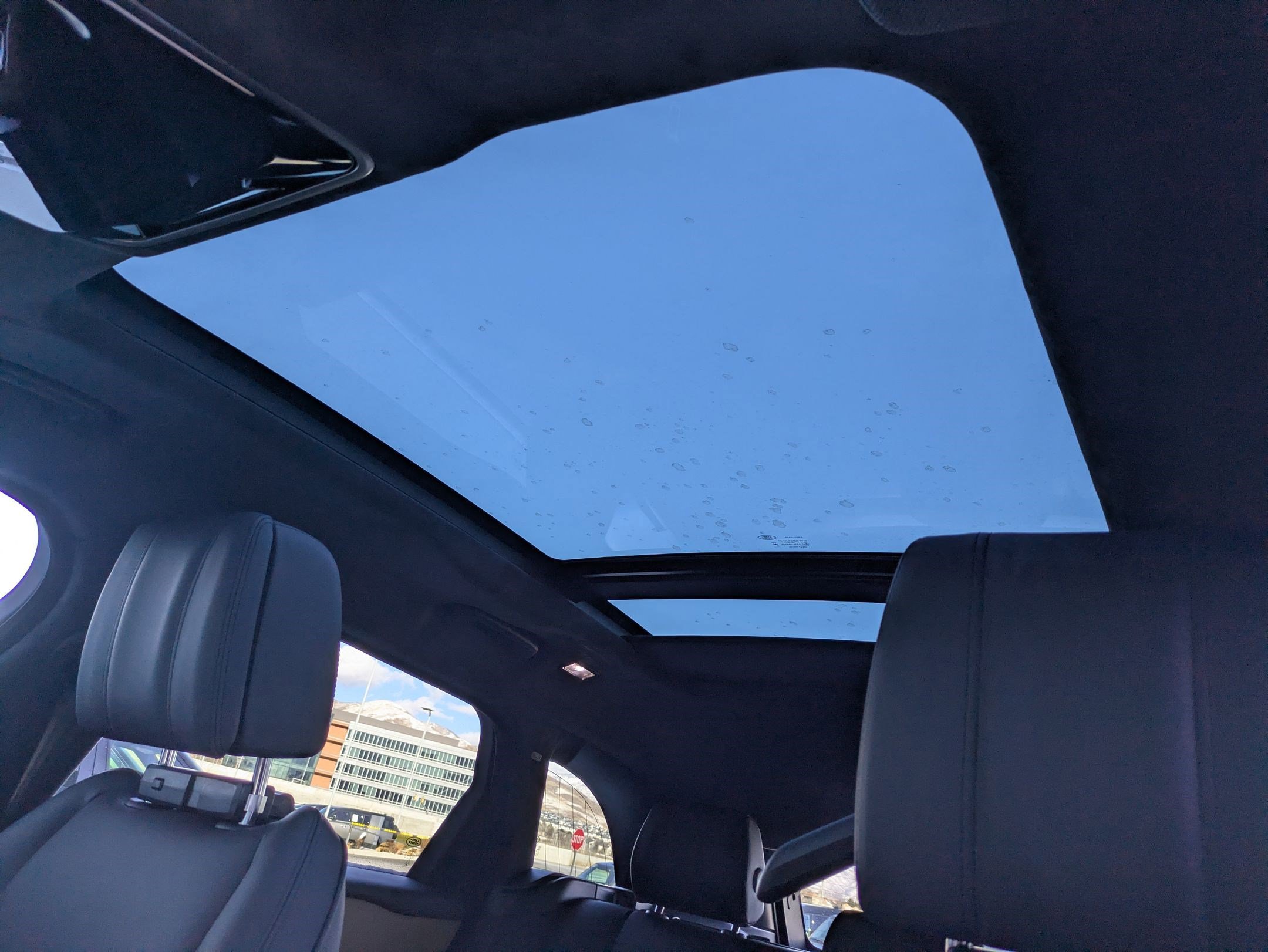 Used 2026 Land Rover Range Rover Velar Autobiography image 23