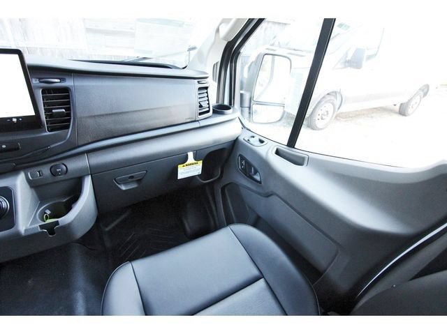 New 2025 Ford E-Transit Low Roof RWD image 11