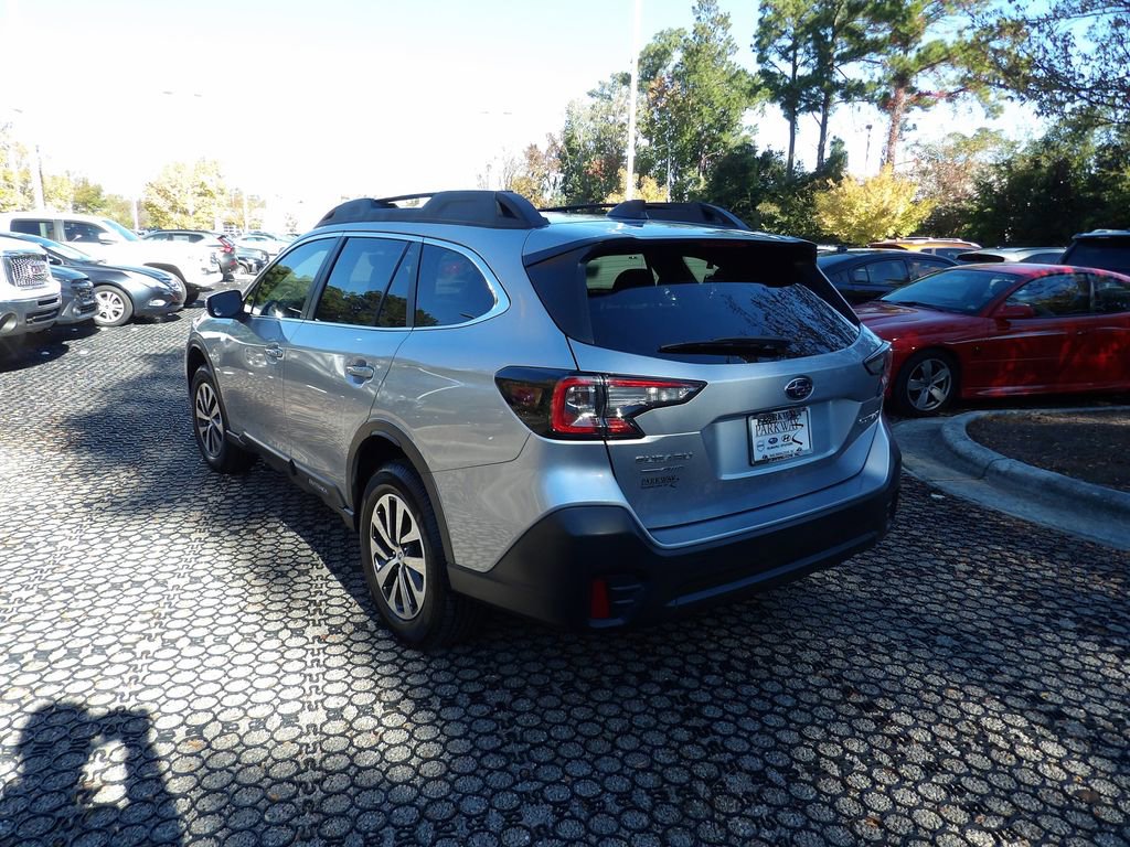 Used 2021 Subaru Outback Premium image 9