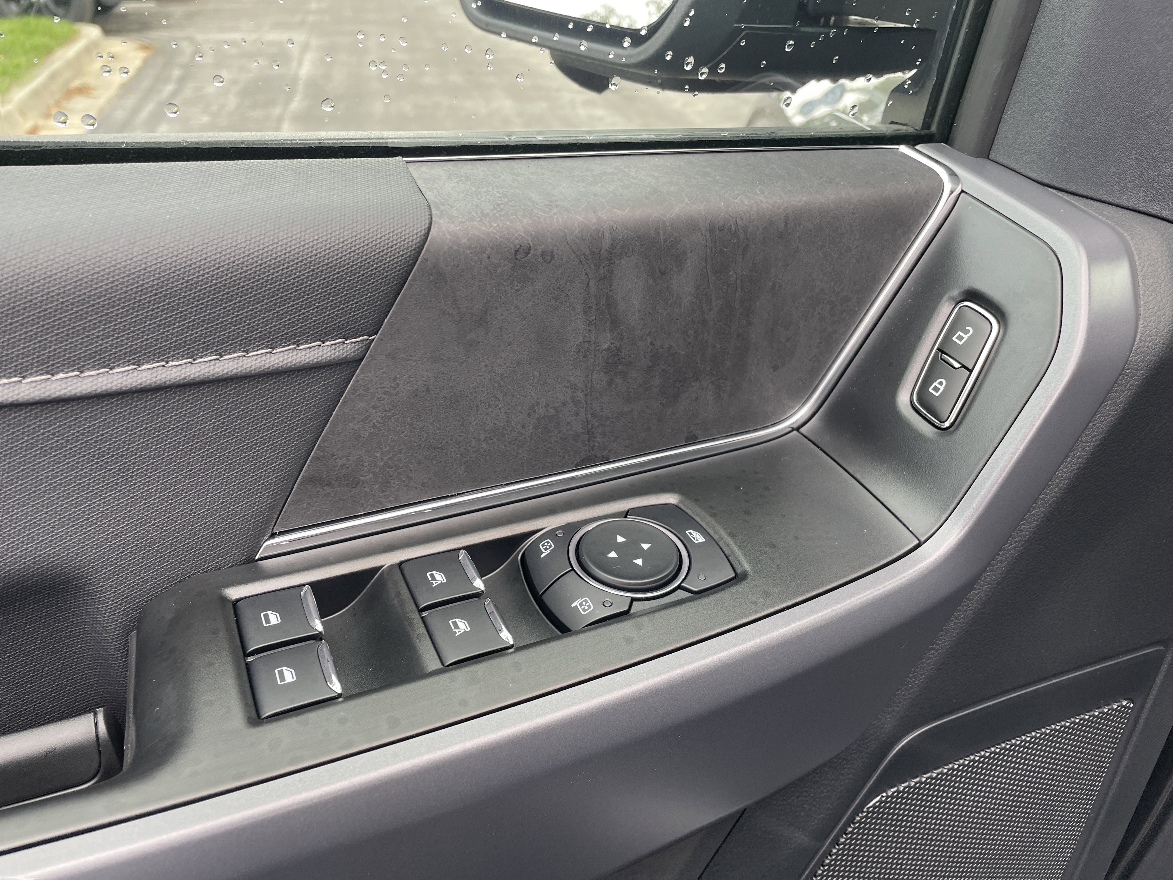 New 2025 Ford F150 XLT w/ Equipment Group 302A MID image 11