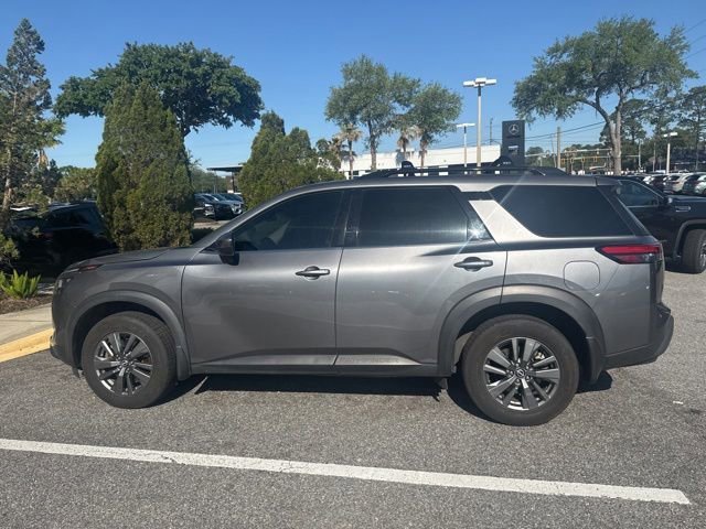 Used 2022 Nissan Pathfinder SV w/ SV Premium Package AWD/4WD image 9