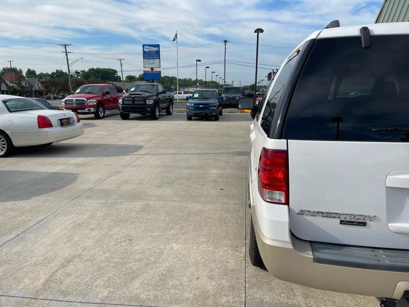Used 2006 Ford Expedition Eddie Bauer RWD image 13