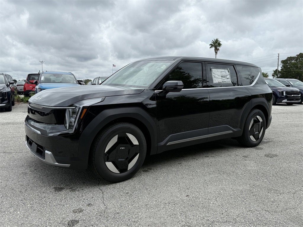 New 2026 Kia EV9 Light image 14