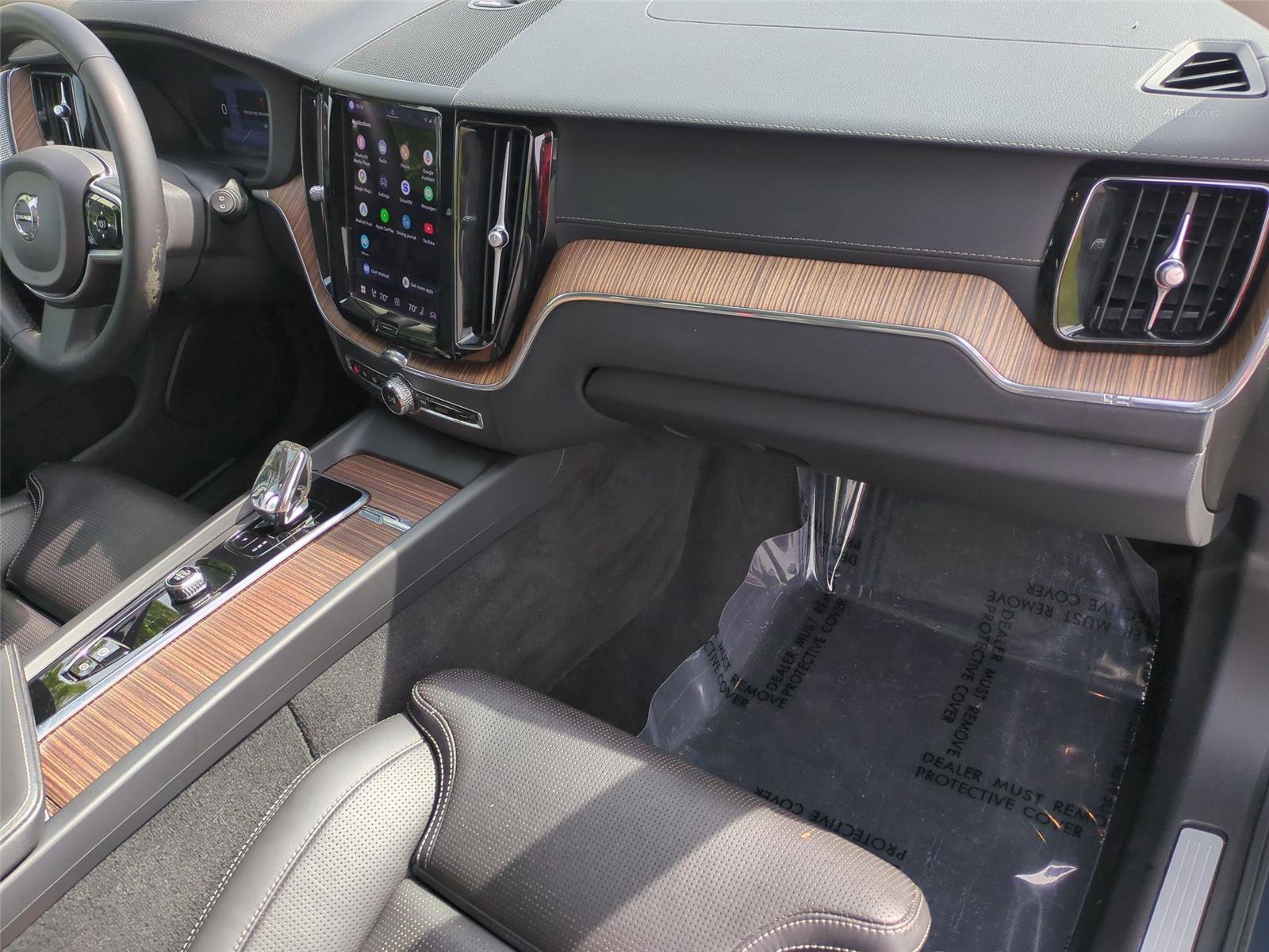 Certified 2023 Volvo XC60 B5 Ultimate AWD/4WD image 20