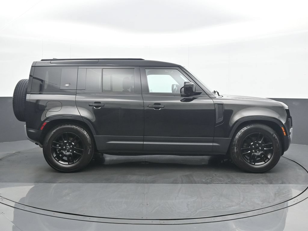 Used 2024 Land Rover Defender 110 S AWD/4WD image 7