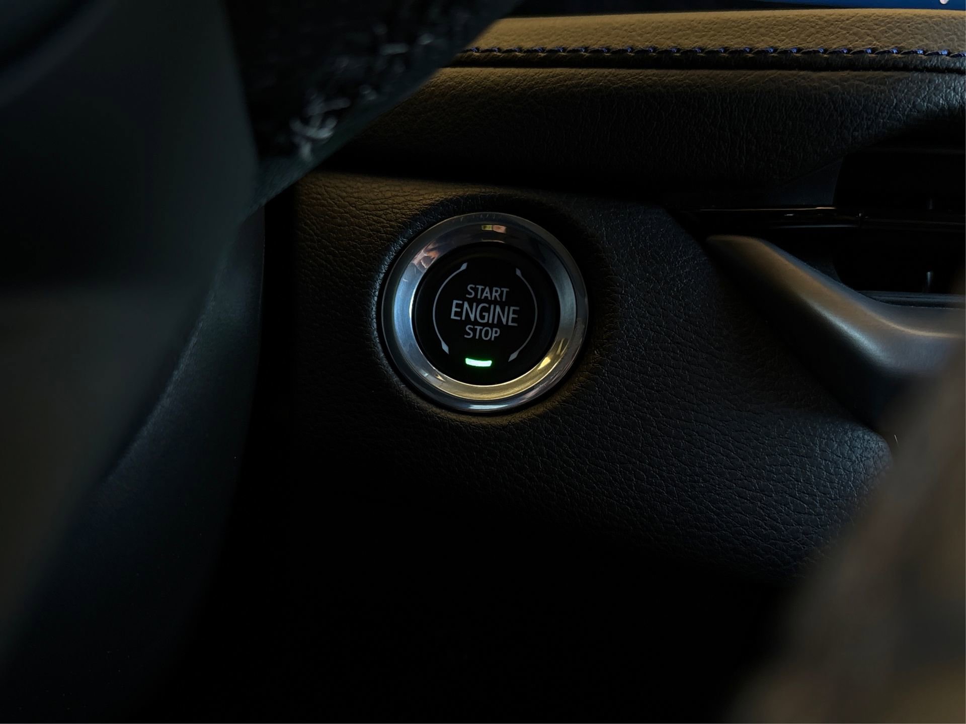 Certified 2024 Cadillac XT4 Sport image 28