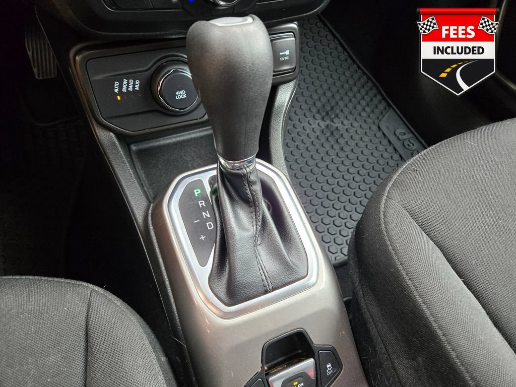 Used 2022 Jeep Renegade Latitude w/ Convenience Group AWD/4WD image 29