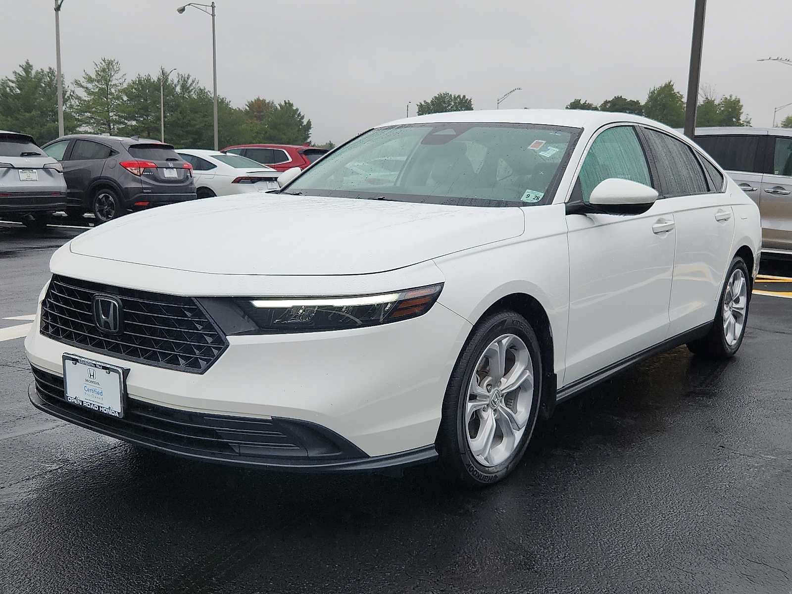 Certified 2023 Honda Accord LX image 3