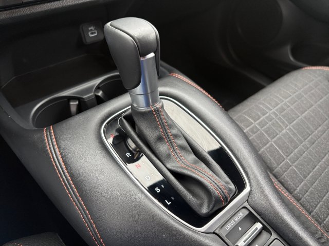 Certified 2025 Honda HR-V Sport image 17