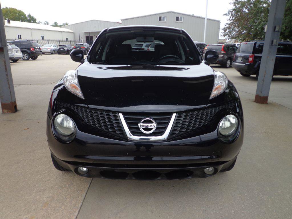 Used 2013 Nissan Juke SL image 2