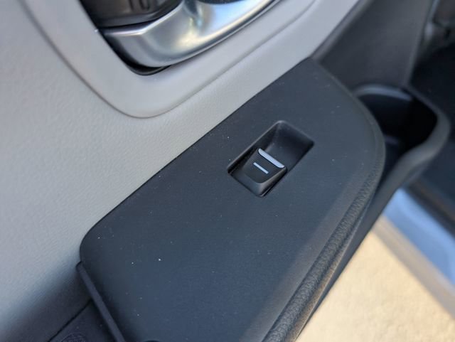 Used 2025 Honda Pilot EX-L image 12