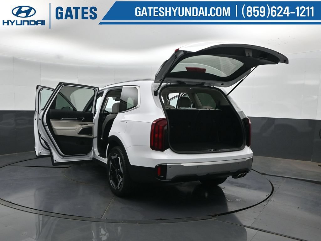 Used 2024 Kia Telluride S w/ S Sunroof Package FWD image 60