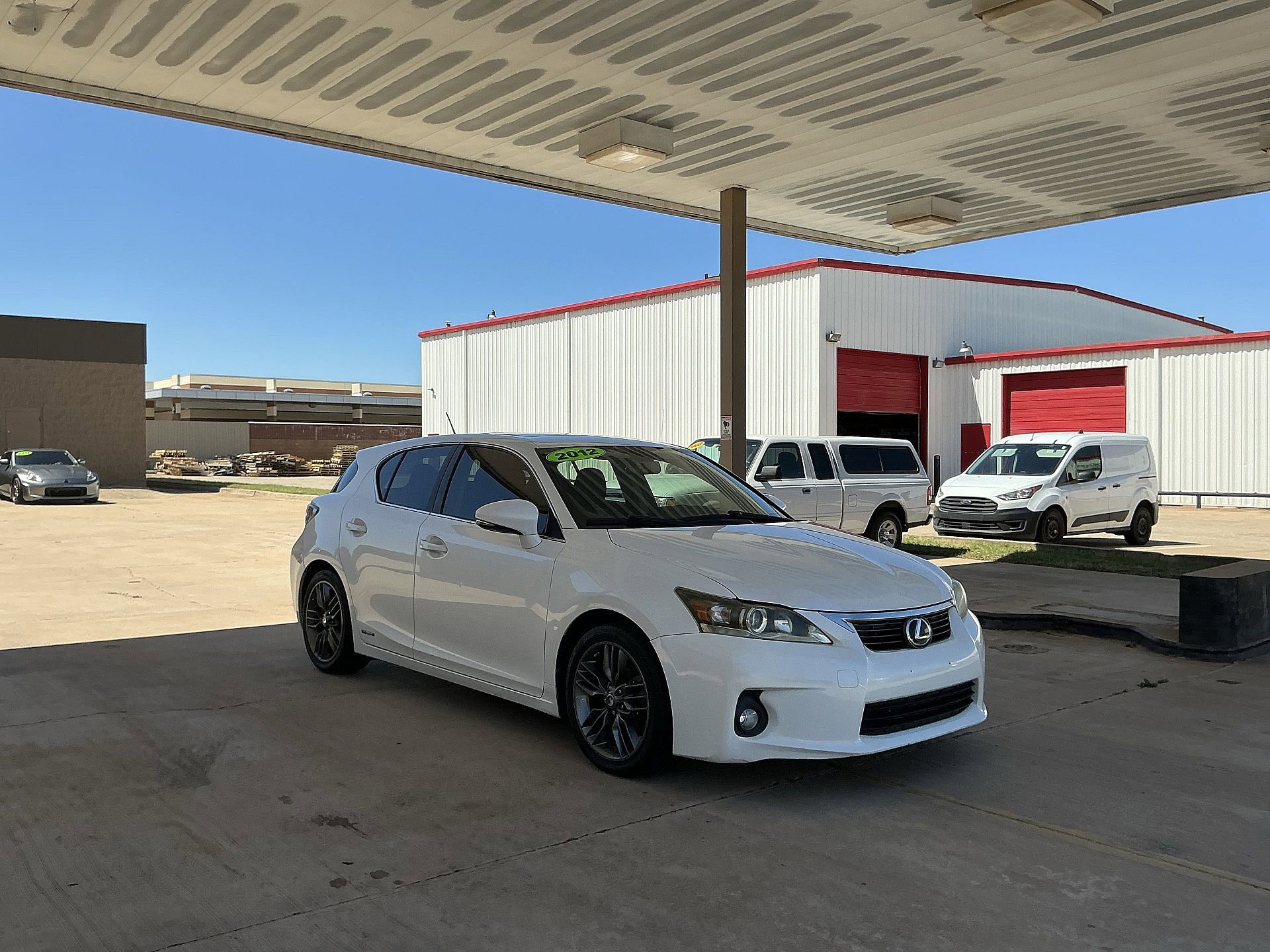 Used 2012 Lexus CT 200h Premium w/ Leather Pkg FWD image 3