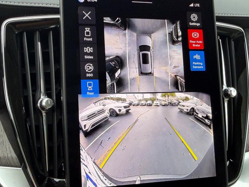 Certified 2025 Volvo XC90 T8 Ultra AWD/4WD image 22
