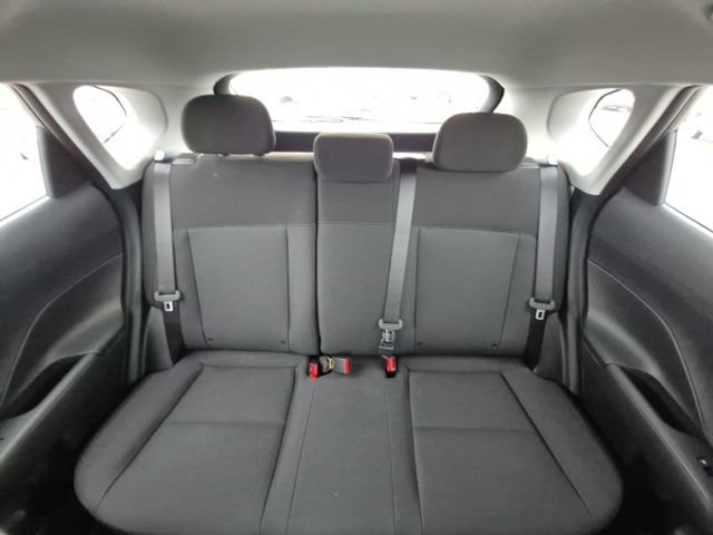 New 2026 Hyundai Kona SE image 18