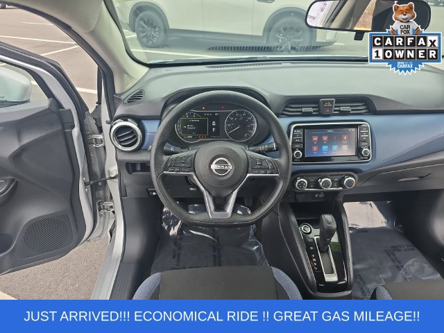 Used 2025 Nissan Versa SV FWD image 15
