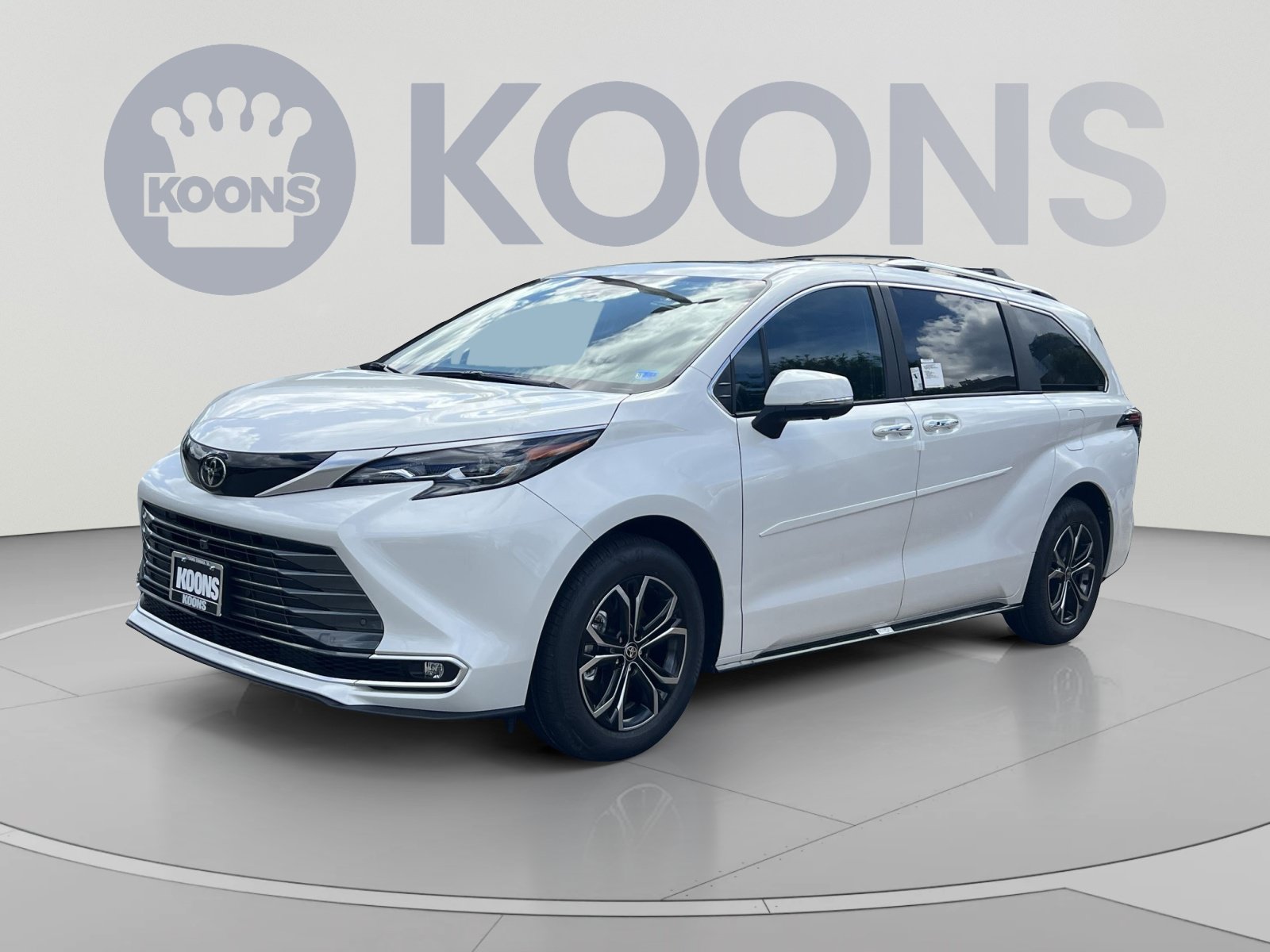 New 2026 Toyota Sienna Platinum
