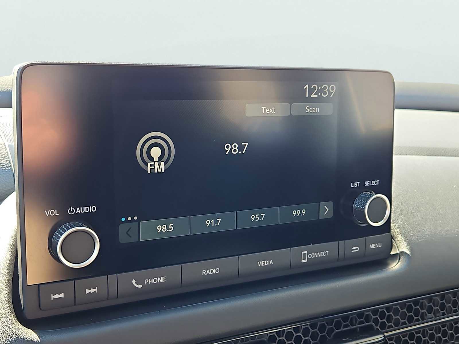 Certified 2025 Honda HR-V LX image 15