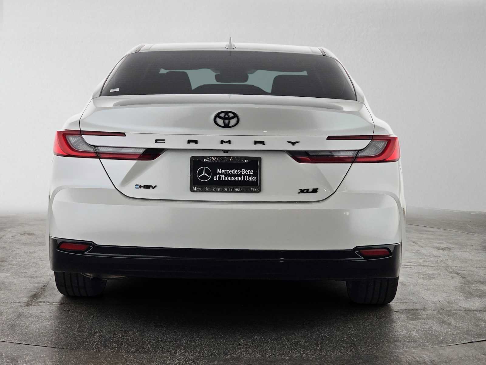 Used 2026 Toyota Camry XLE FWD image 4