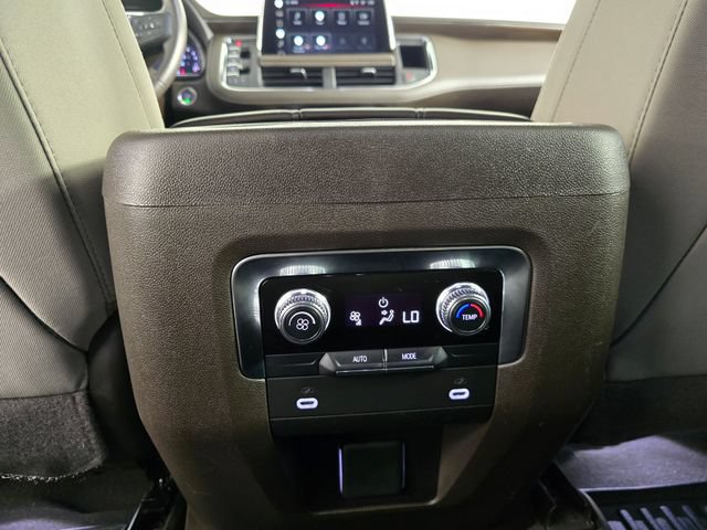 Used 2022 GMC Yukon XL SLE w/ Gmc Pro Safety Plus Package AWD/4WD image 23