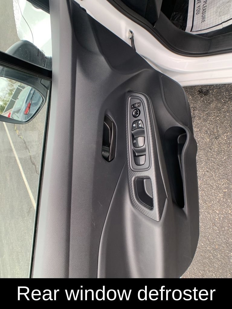 Used 2025 Nissan Versa S FWD image 11
