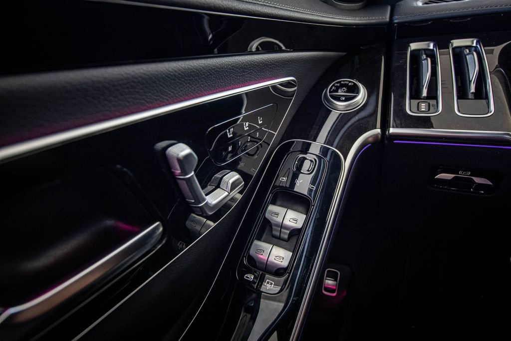 Used 2023 Mercedes-Benz S 500 4MATIC image 34